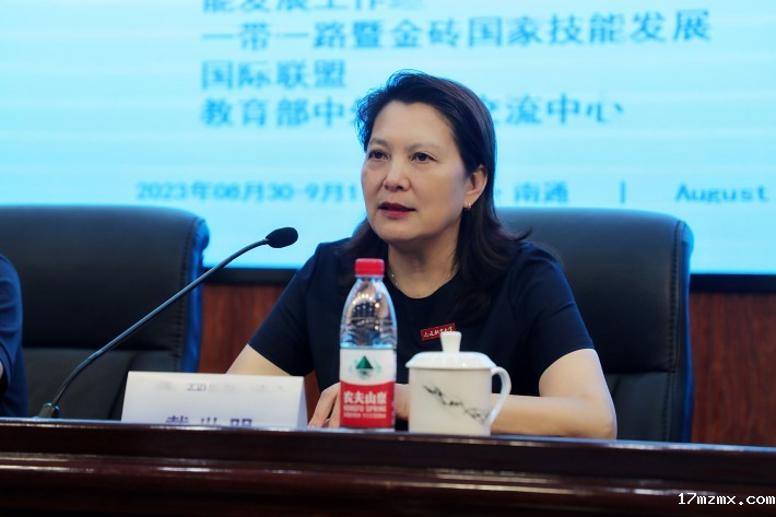 戴校长讲话_副本.jpg