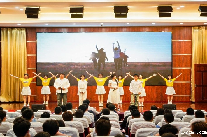 14.歌舞表演《青春遇见》_副本.jpg